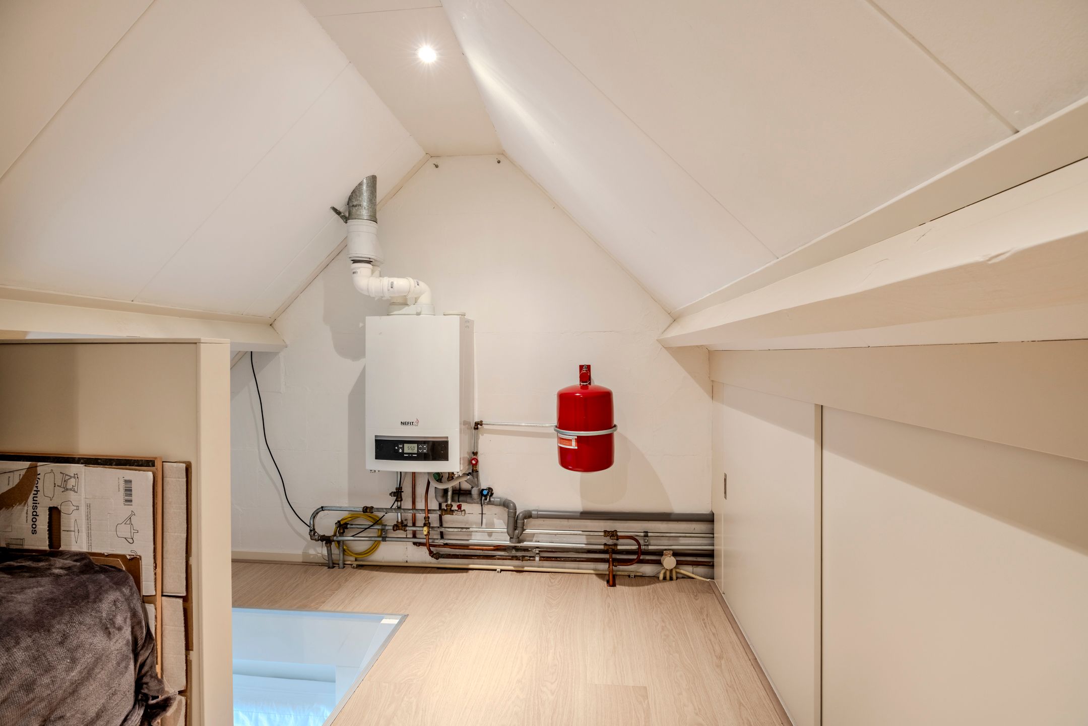 Foto 30 van Biezen 152