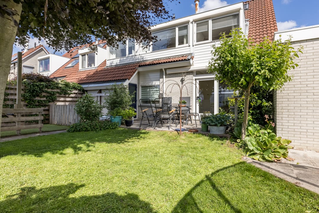 Foto 38 van Biezen 152