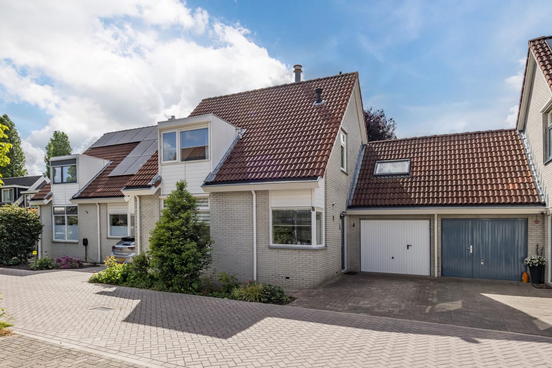 Foto 43 van Biezen 152