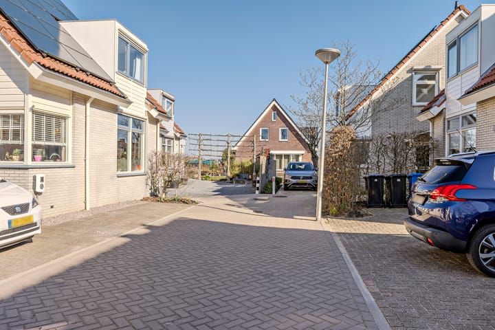 Foto 45 van Biezen 152