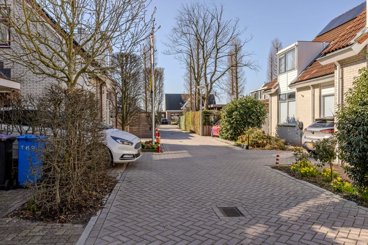 Foto 46 van Biezen 152