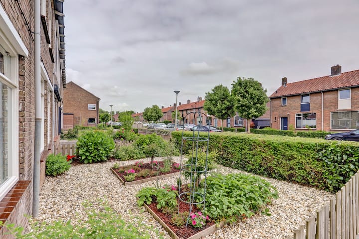 Foto 28 van Thorbeckestraat 90