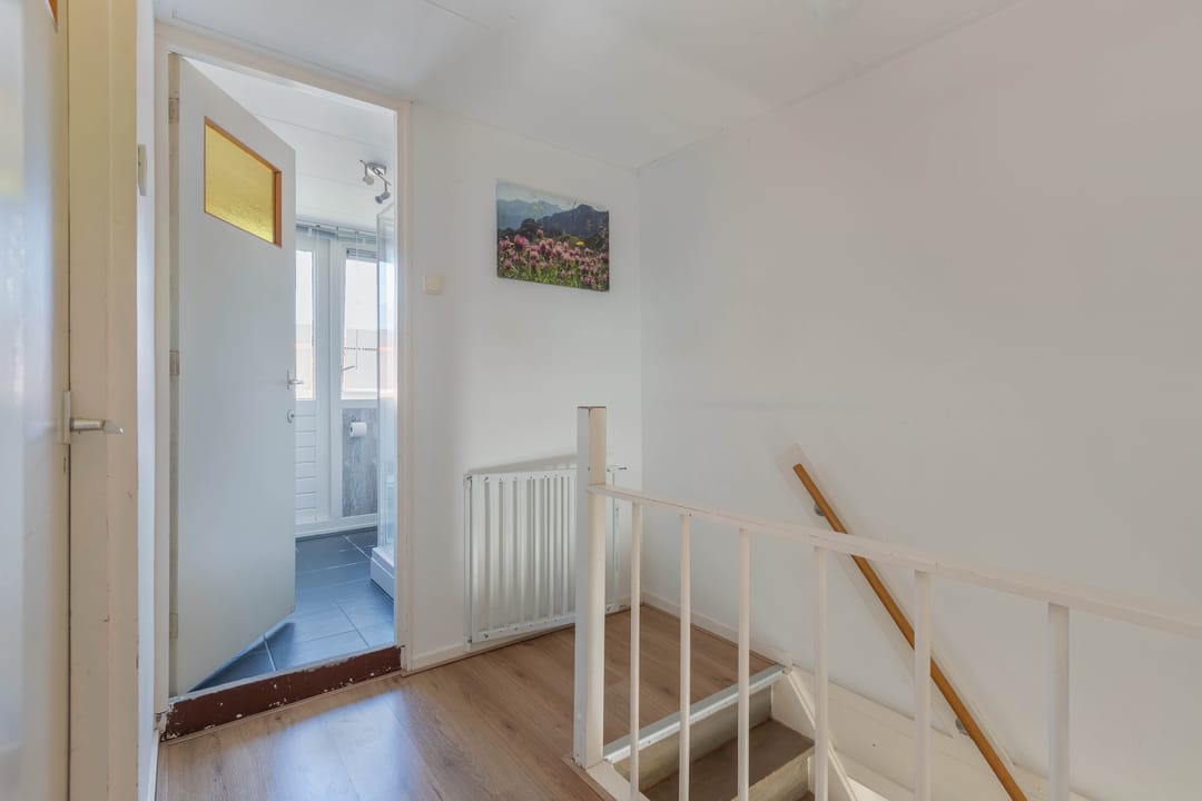 Photo 38 of Spaarbankstraat 11