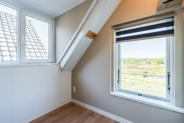 Foto 35 van Tuinstraat 57