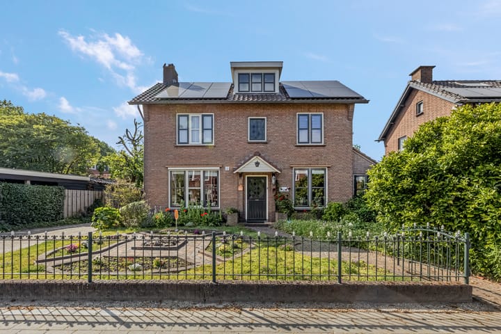 Photo 1 of Groen van Prinstererlaan 16