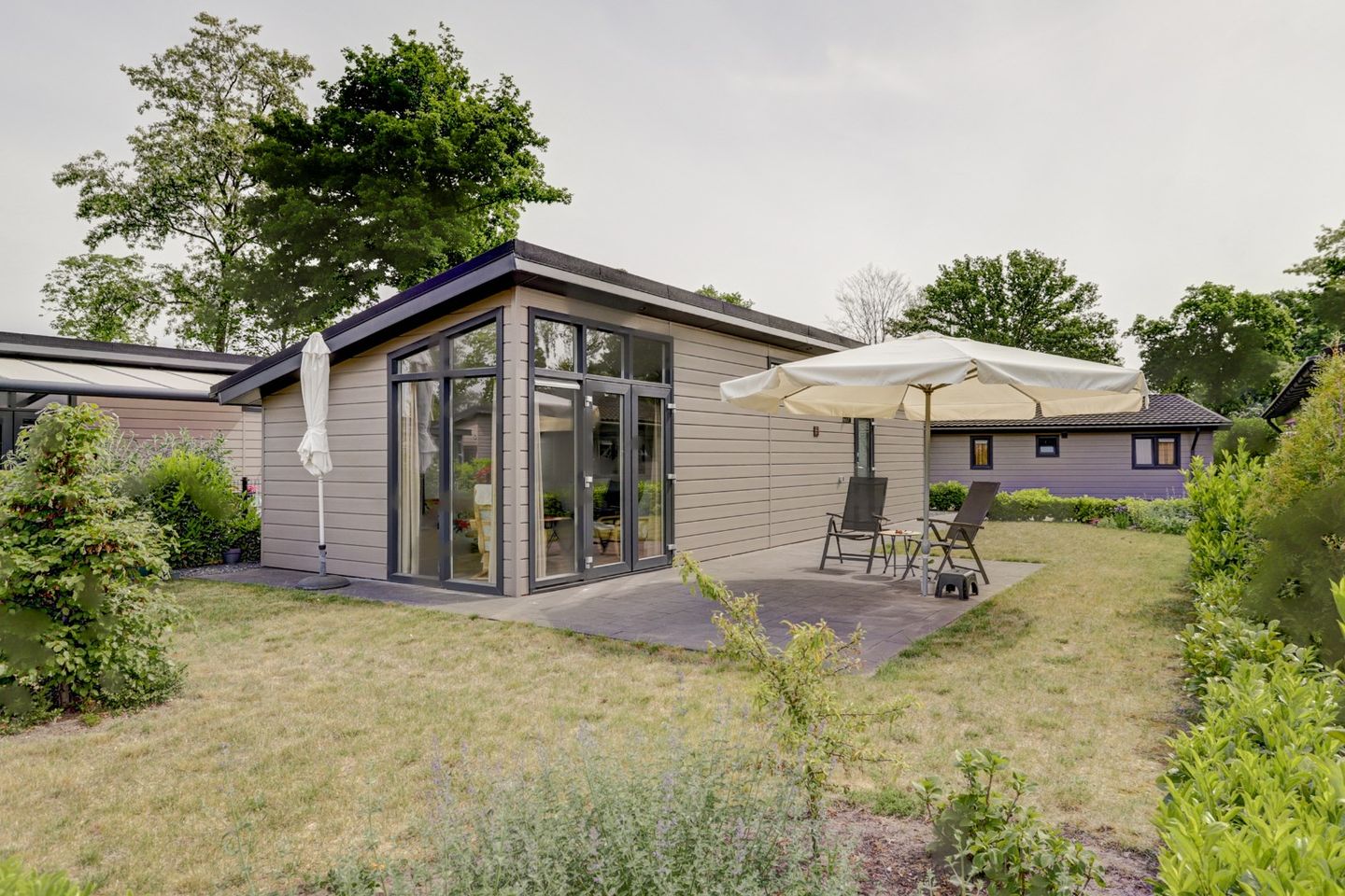 Photo 1 of Loverensestraat 11-R270