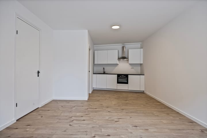 Foto 3 van Bredaseweg 38-E