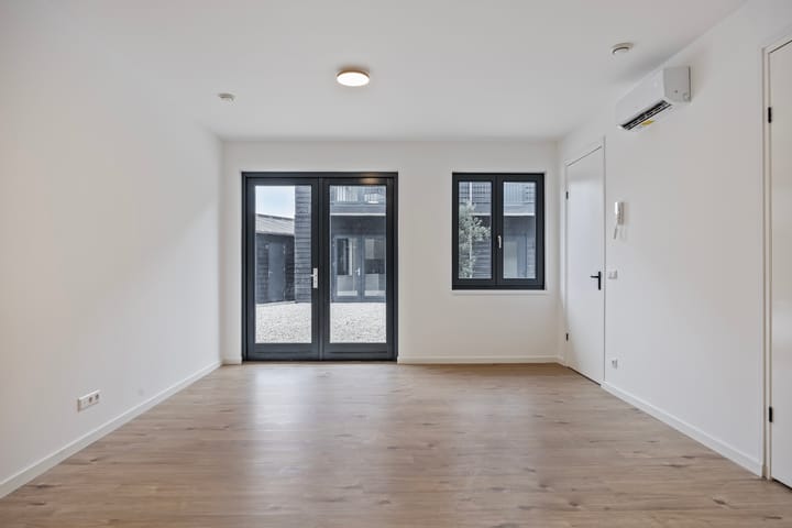 Foto 4 van Bredaseweg 38-E