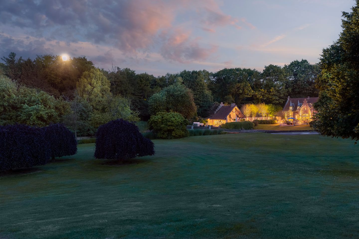 Foto 50 van op aanvraag