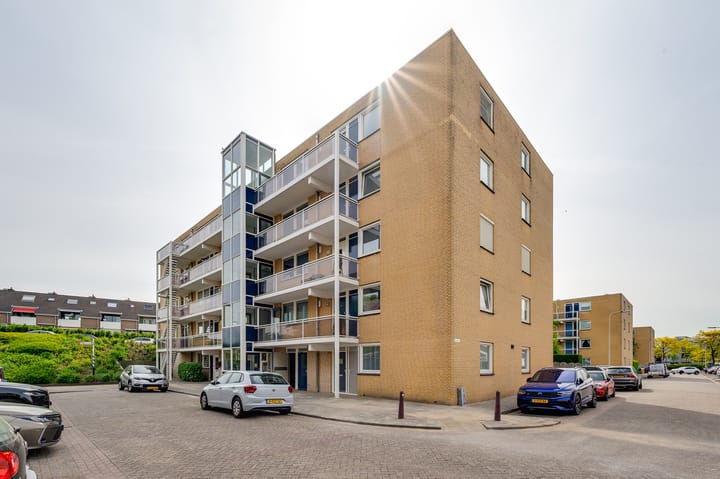 Photo 7 of Ravelstraat 66