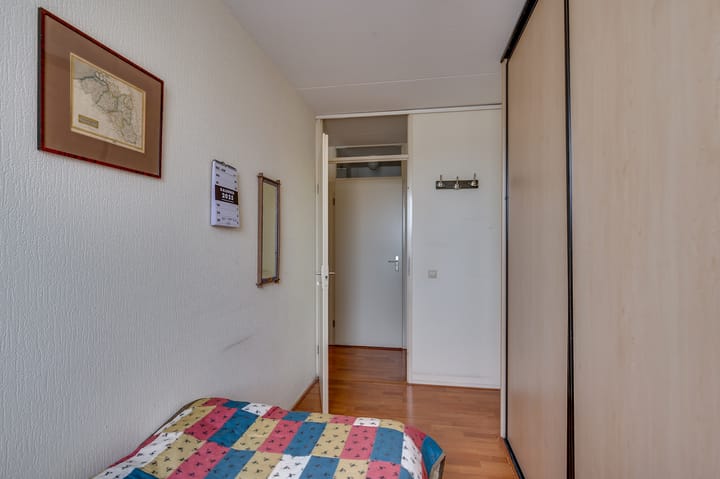 Photo 18 of Ravelstraat 66