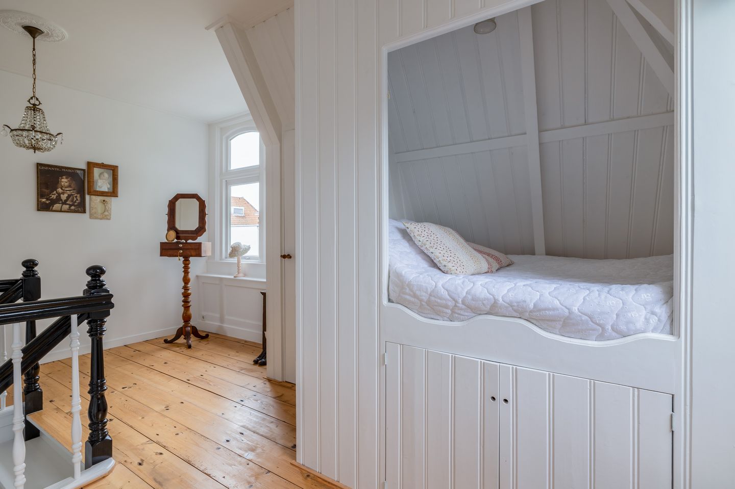 Photo 34 of Straatweg 2