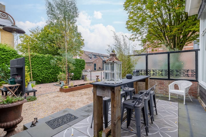 Foto 42 van Straatweg 2