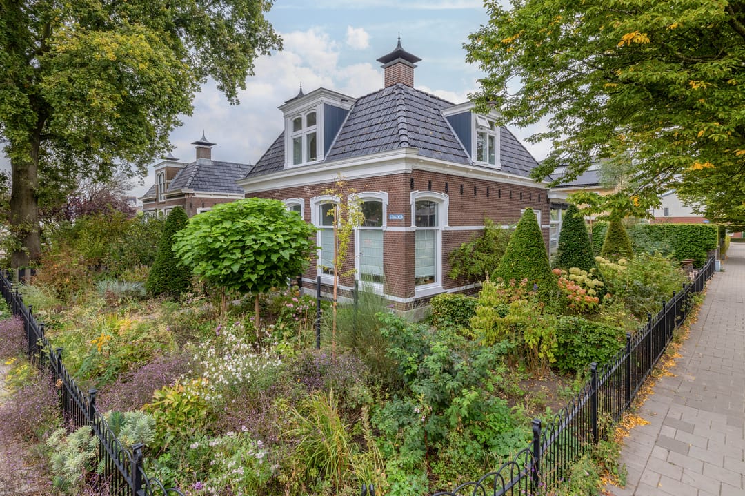 Photo 46 of Straatweg 2