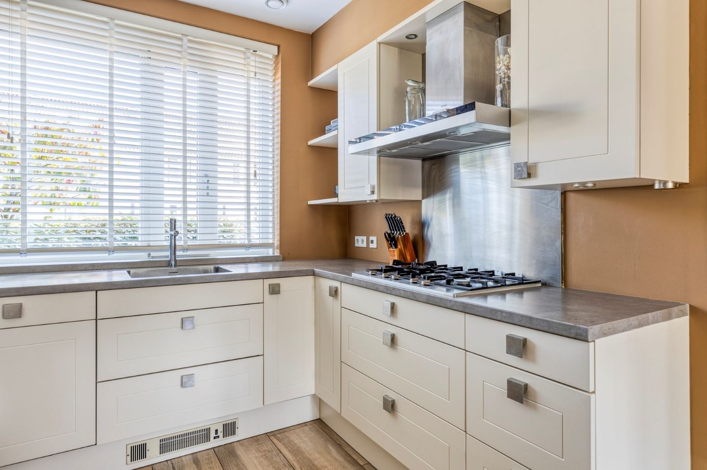 Foto 19 van Ben Kleijwegthof 15