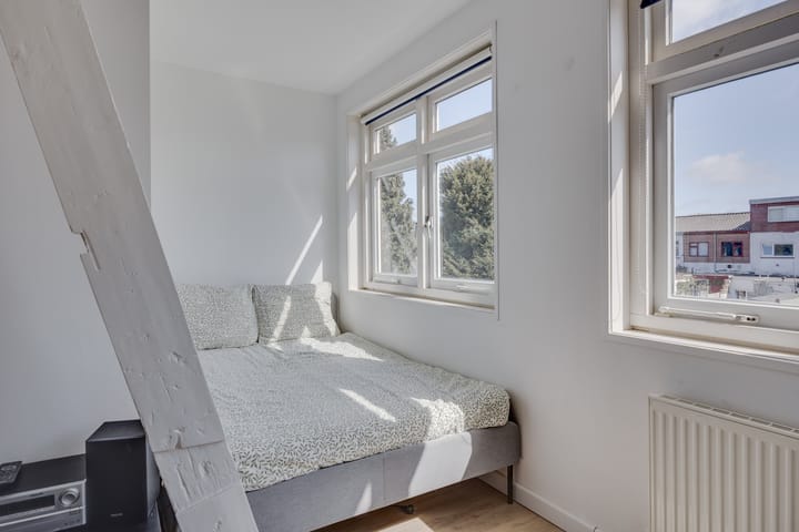 Foto 30 van Leeghwaterstraat 6