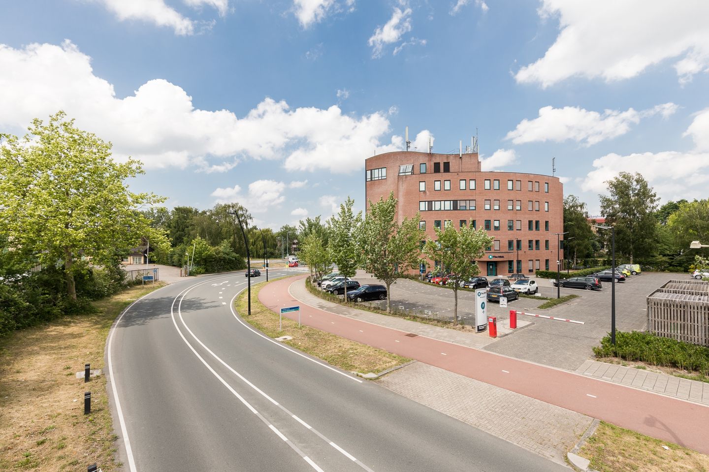 Bekijk foto 3 van Westeinde 23