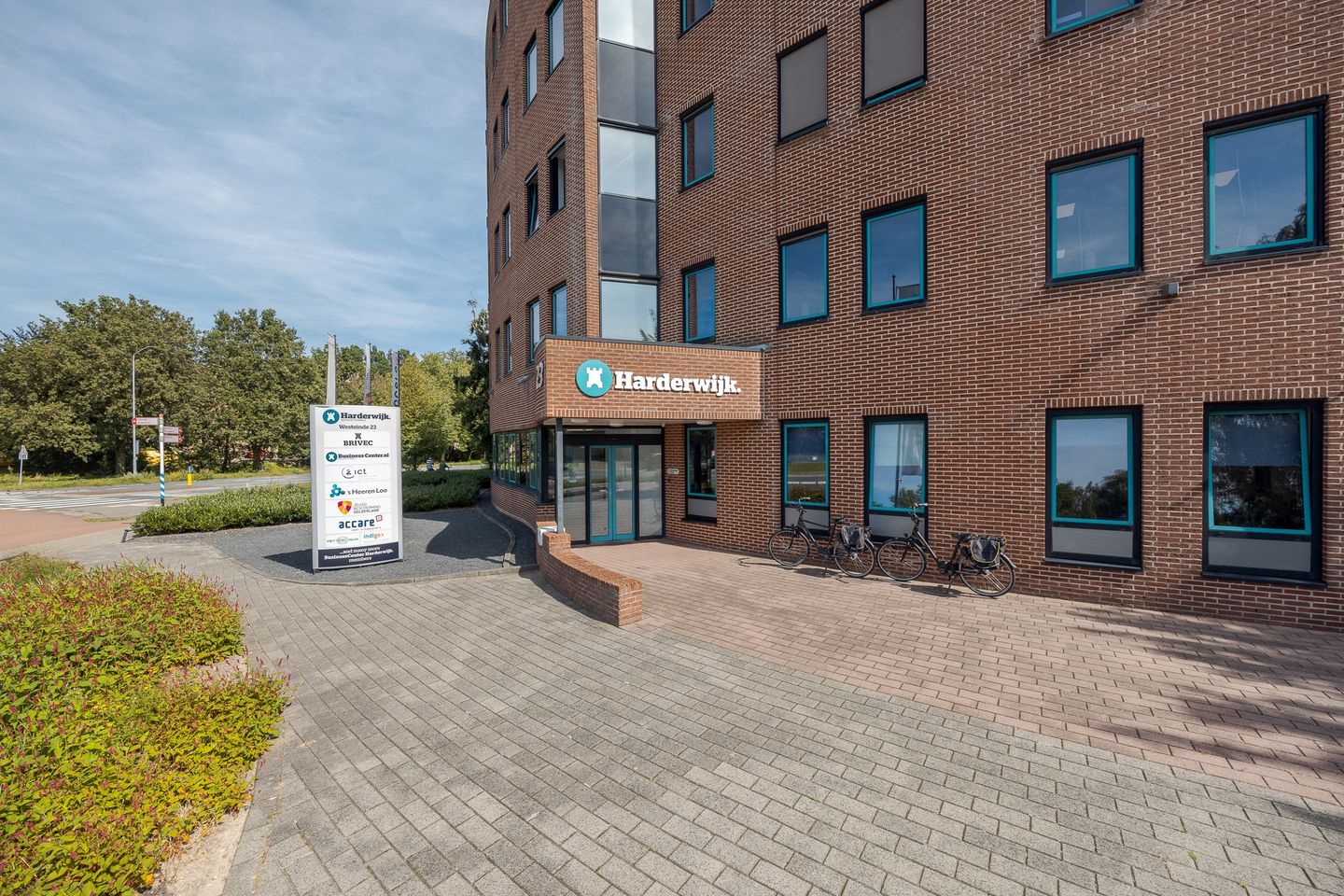 Bekijk foto 4 van Westeinde 23