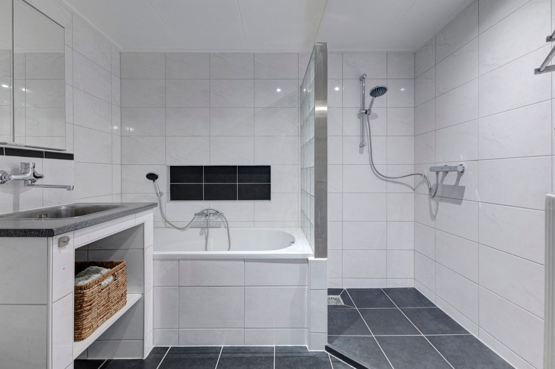 Photo 21 of Vijverstraat 4