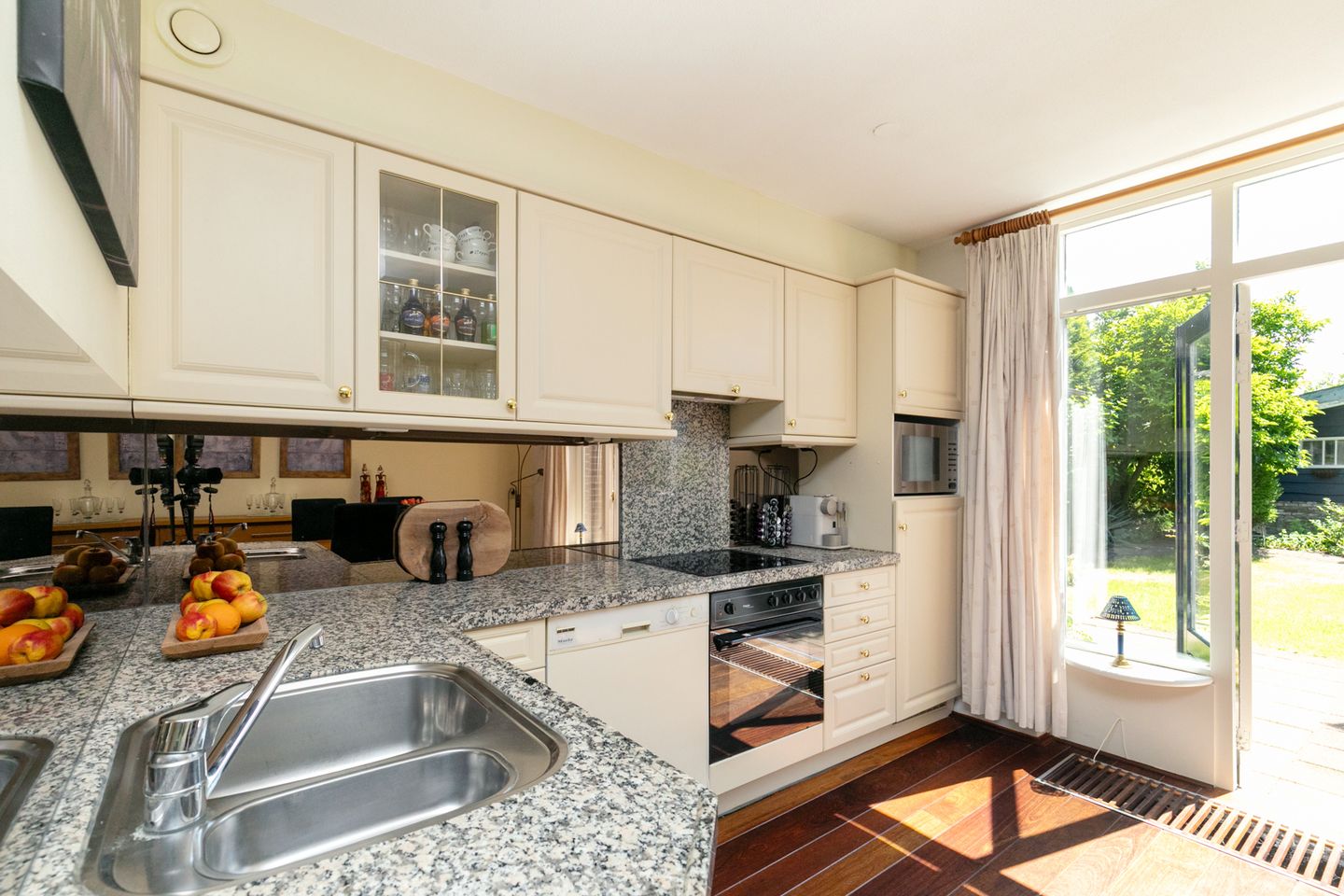 Foto 14 van Gouden Regen 1