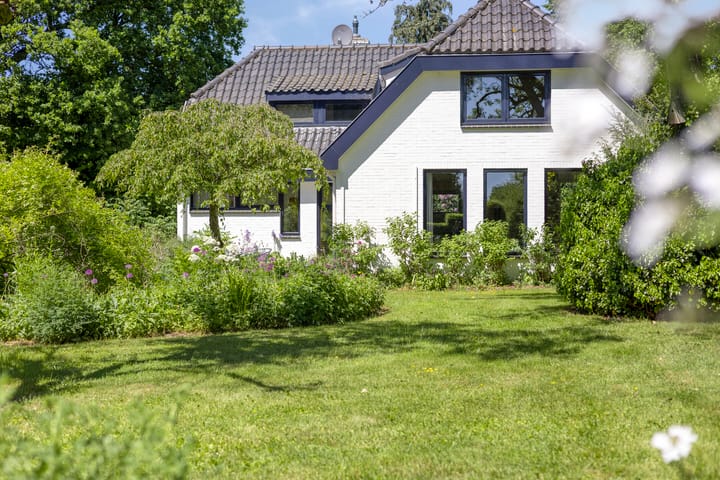 Foto 2 van Veenwaterweg 10