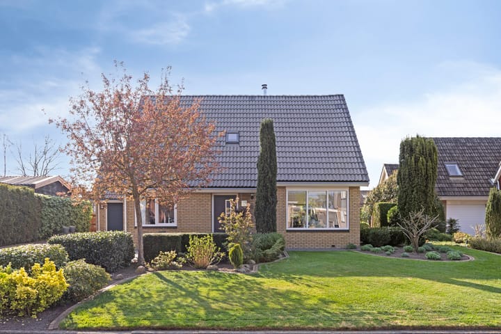 Photo 4 of Meertensweg 10