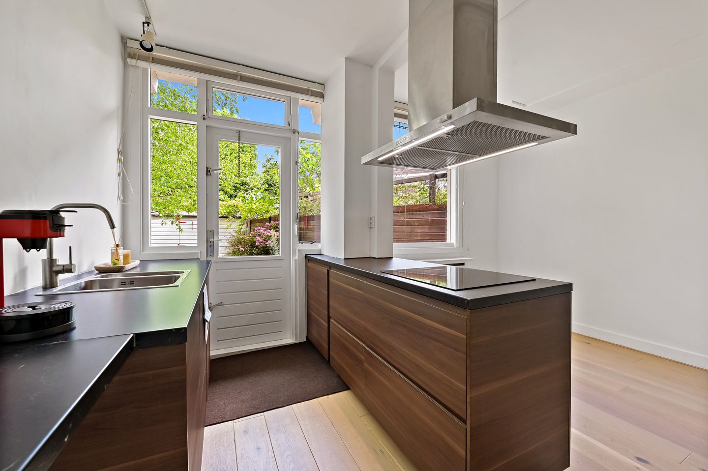 Foto 29 van Goudreinetstraat 241