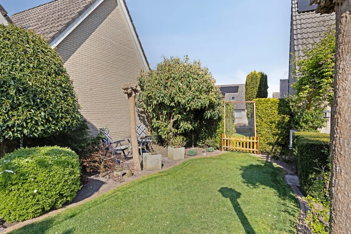 Photo 33 of Meertensweg 10