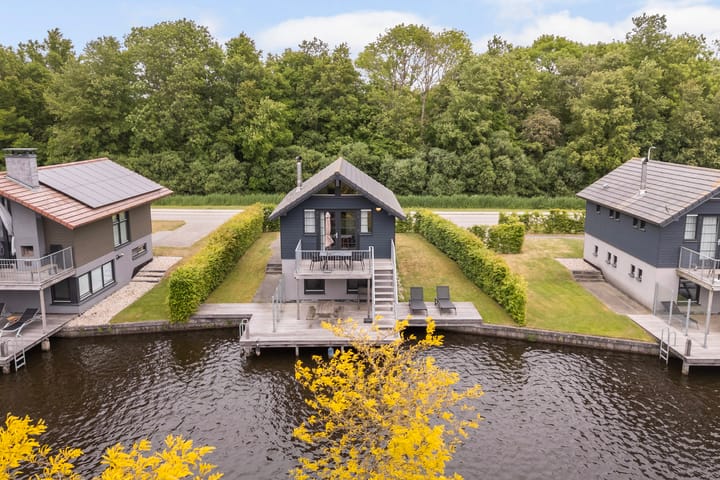 Photo 11 of Jongebuorren 33