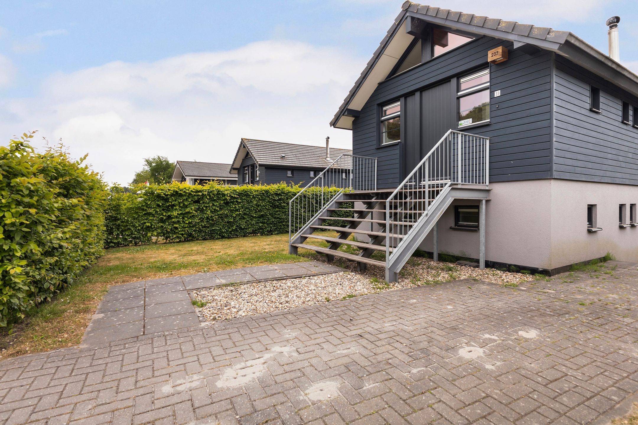 Photo 12 of Jongebuorren 33