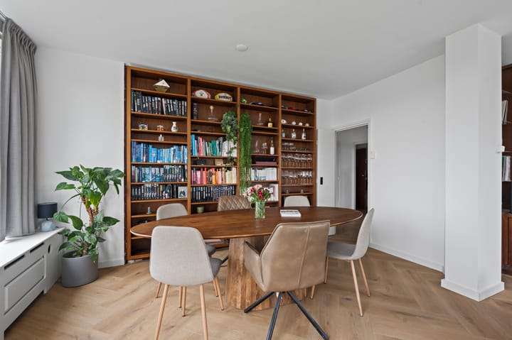 Photo 14 of Van Boshuizenstraat 65