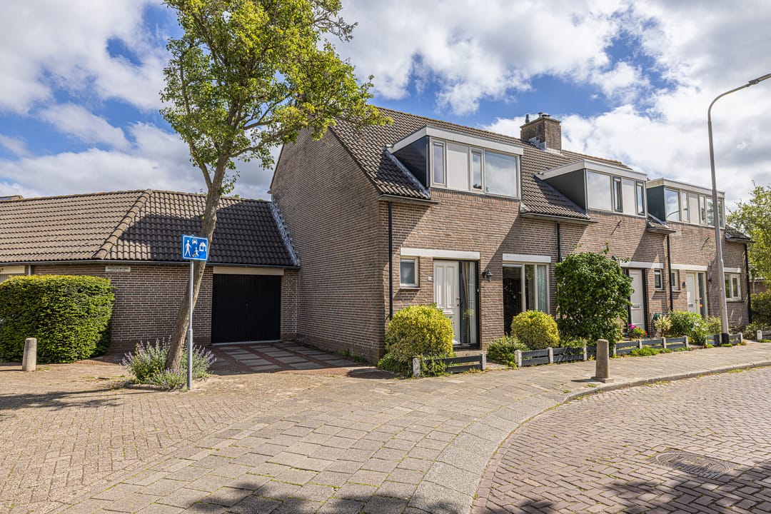 Foto 1 van Albert Verweijlaan 31