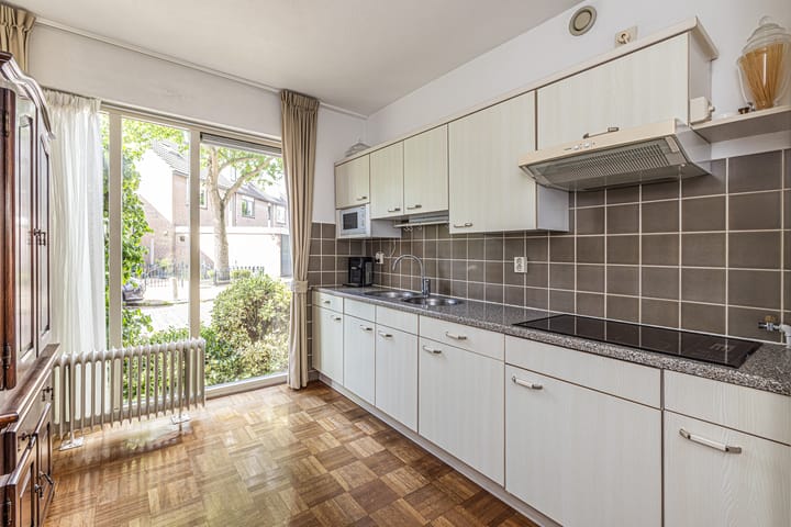 Foto 3 van Albert Verweijlaan 31