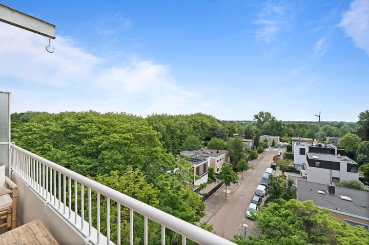 Photo 22 of Van Boshuizenstraat 65