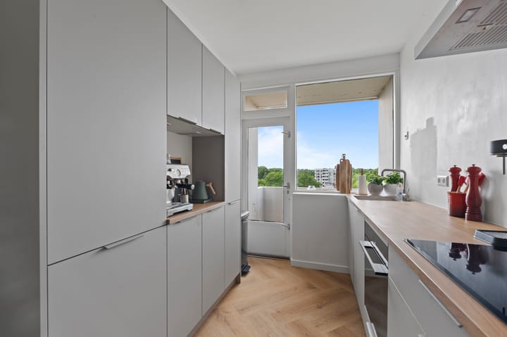 Photo 23 of Van Boshuizenstraat 65