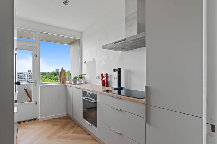 Photo 24 of Van Boshuizenstraat 65