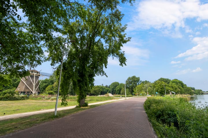 Photo 39 of Van Boshuizenstraat 65