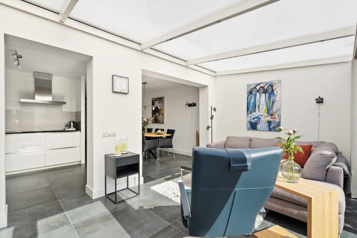 Foto 28 van Topaasring 41