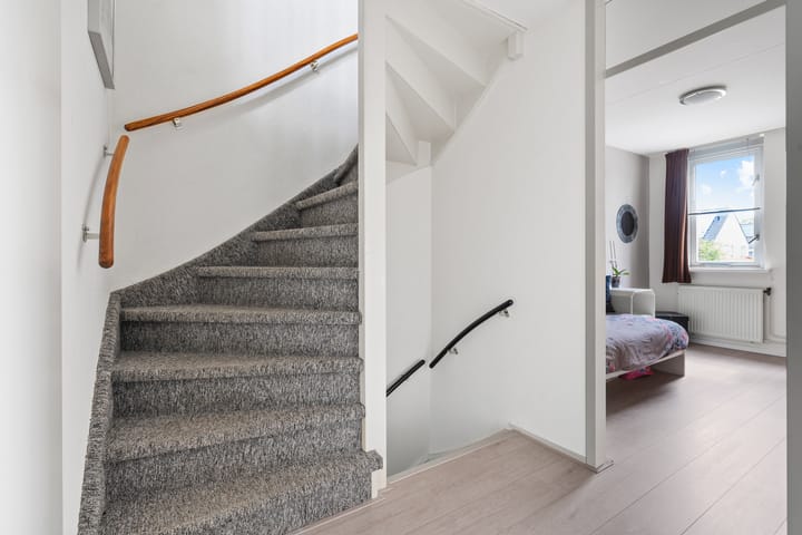 Foto 58 van Topaasring 41