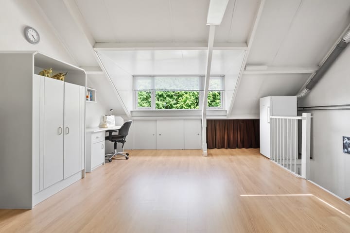 Foto 62 van Topaasring 41