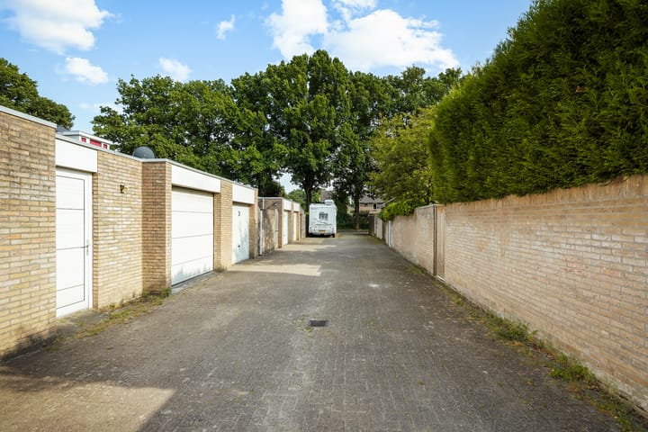 Foto 63 van Topaasring 41