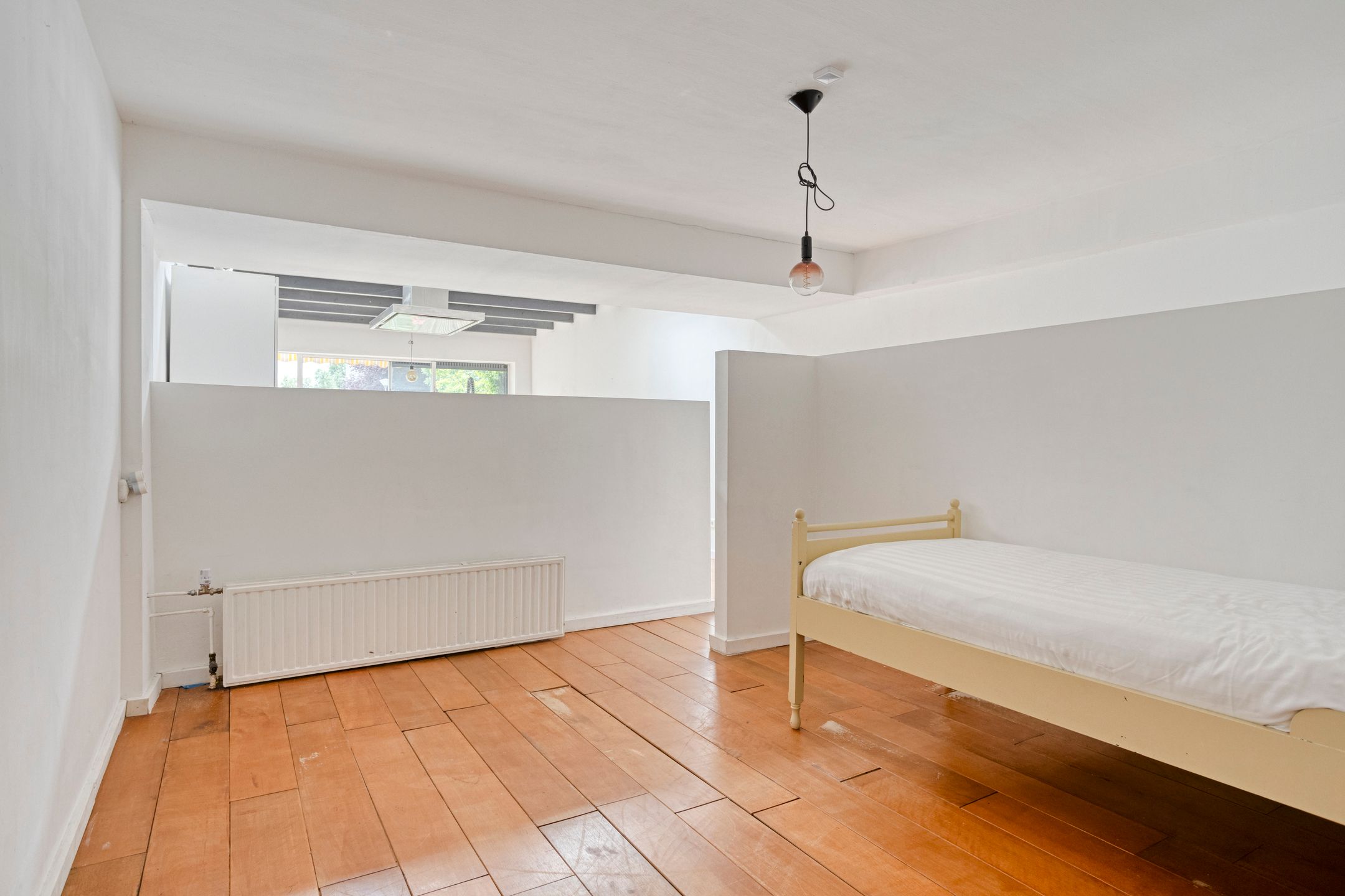 Foto 15 van Schepen Hillenstraat 10