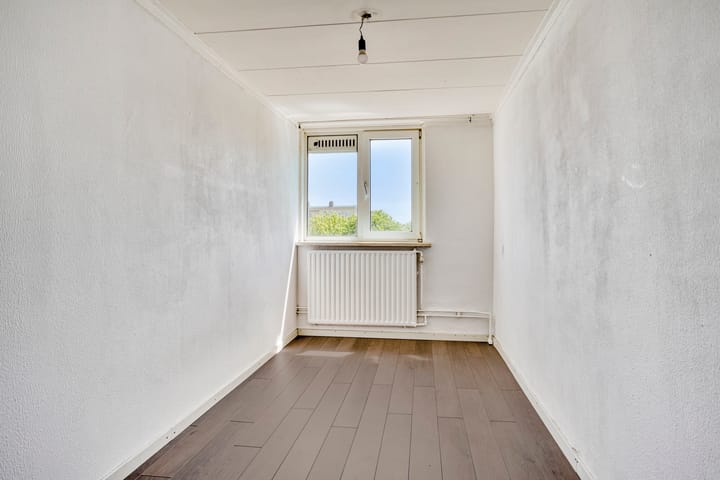 Foto 32 van Schepen Hillenstraat 10