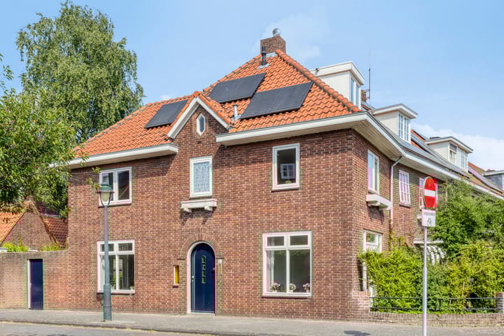 Foto 1 van Anthonius van Alphenstraat 11-B