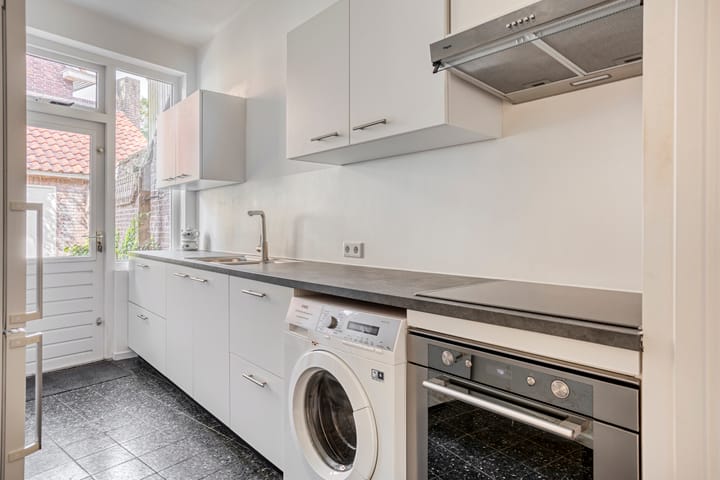 Foto 10 van Anthonius van Alphenstraat 11-B