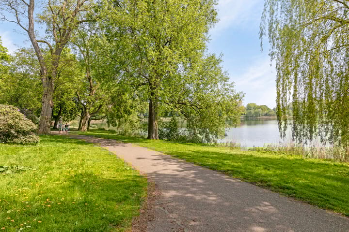 Foto 26 van Anthonius van Alphenstraat 11-B