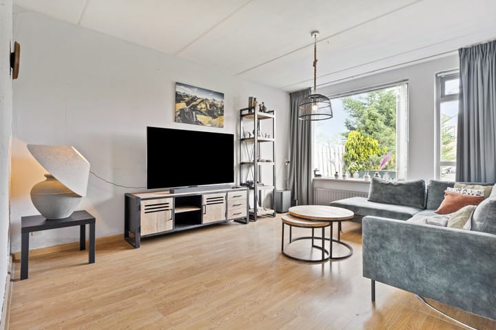 Foto 3 van Leeuweriklaan 13