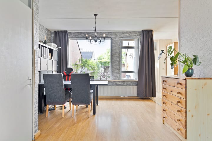 Foto 14 van Leeuweriklaan 13