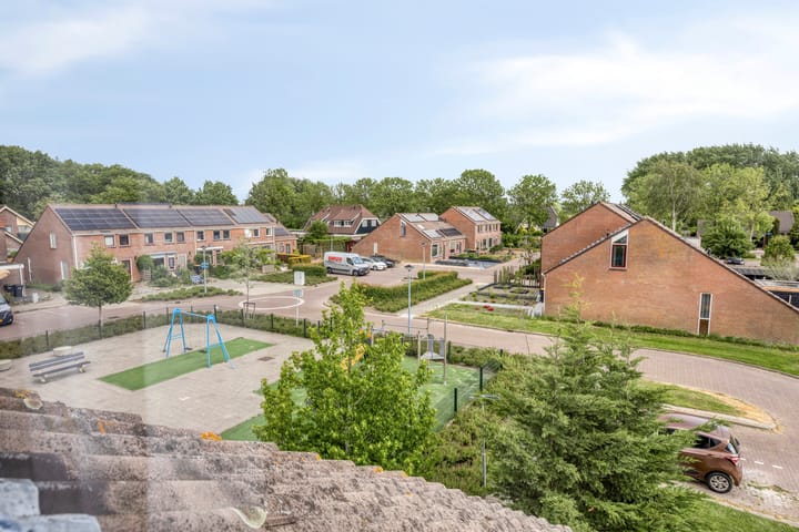 Foto 32 van Leeuweriklaan 13