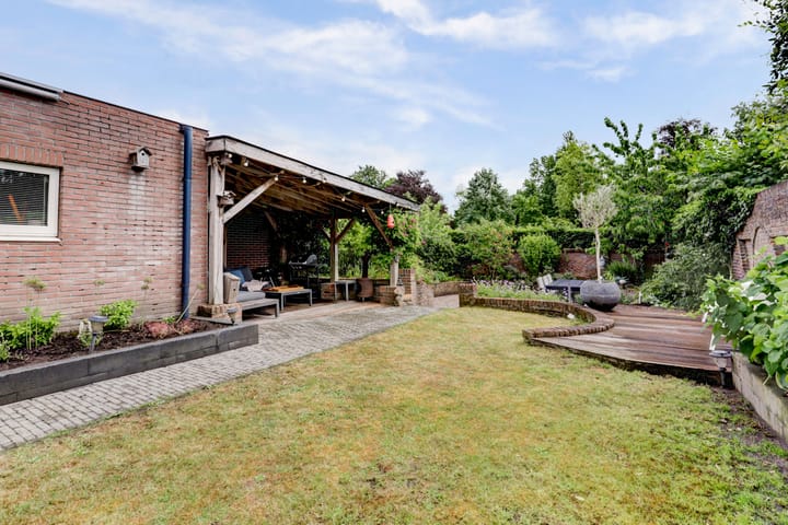 Foto 37 van Prins Bernhardlaan 36